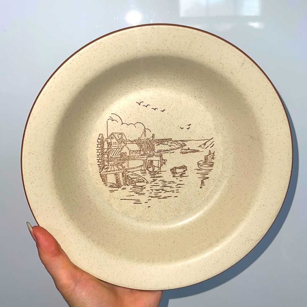 Collection Manoir harbor dock scene handcrafted bowl